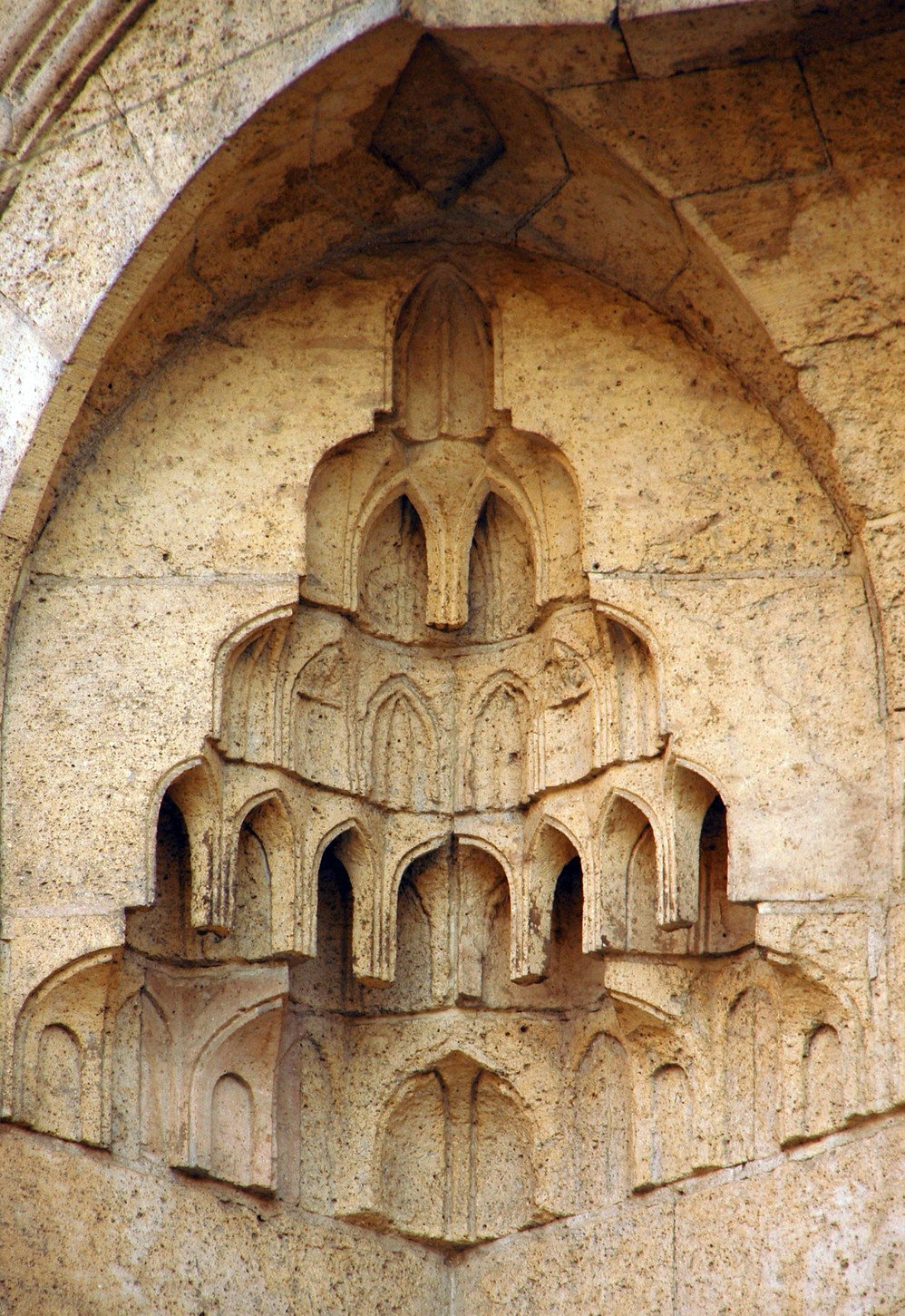 https://damas.nur.nu/wp-content/uploads/sites/8/2024/01/imam-shafii-entrance-detail_flickr_1.jpg